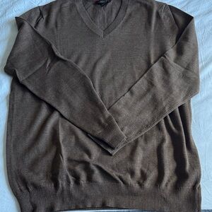 Banana Republic Men's Brown V-Neck Sweater